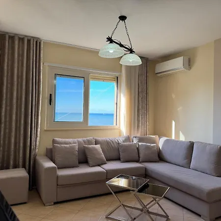 Sea Panorama Heart Of Taulantia Square Appartement